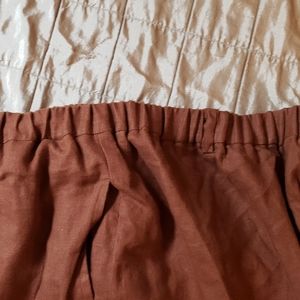 Women's pants by Parisian Works.  100%Linen.